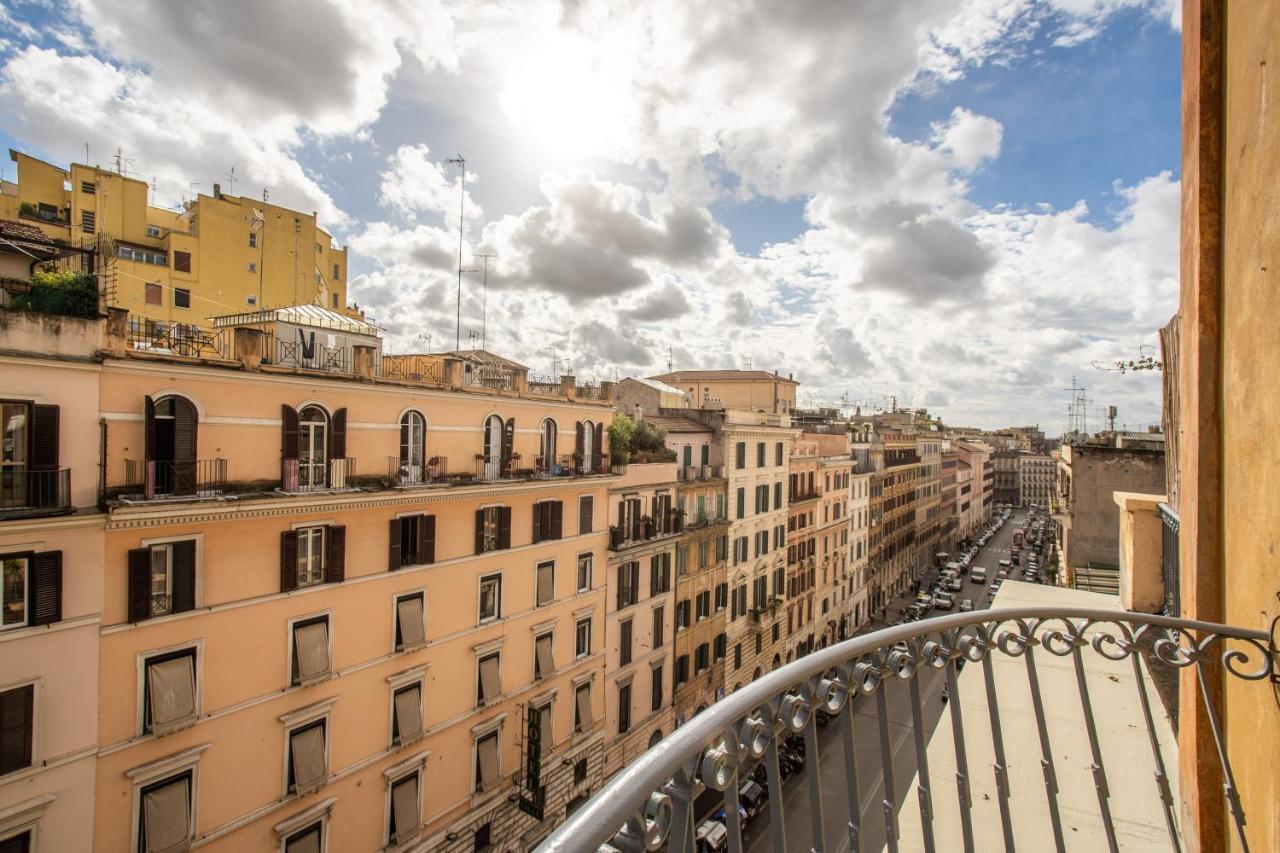 شقة Cavour Attic With Terrace روما المظهر الخارجي الصورة