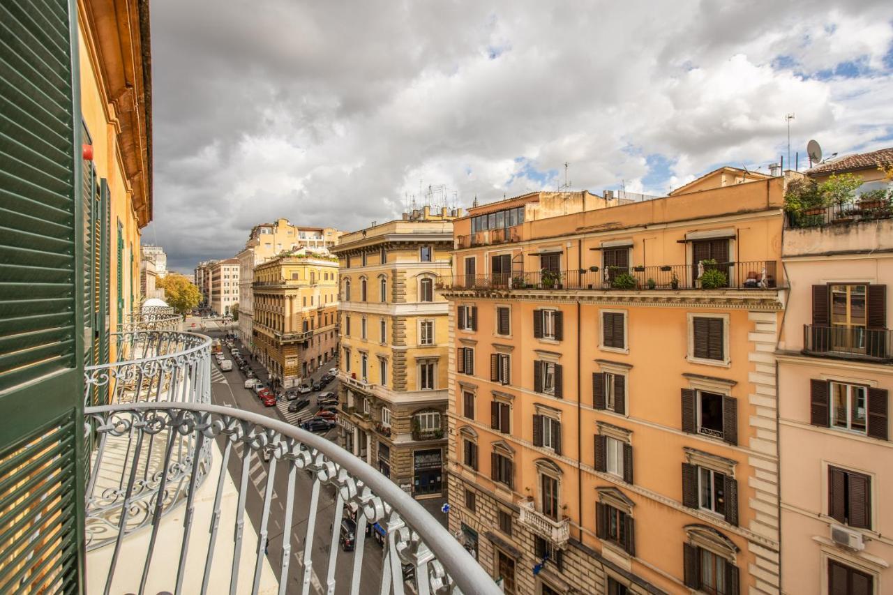شقة Cavour Attic With Terrace روما المظهر الخارجي الصورة